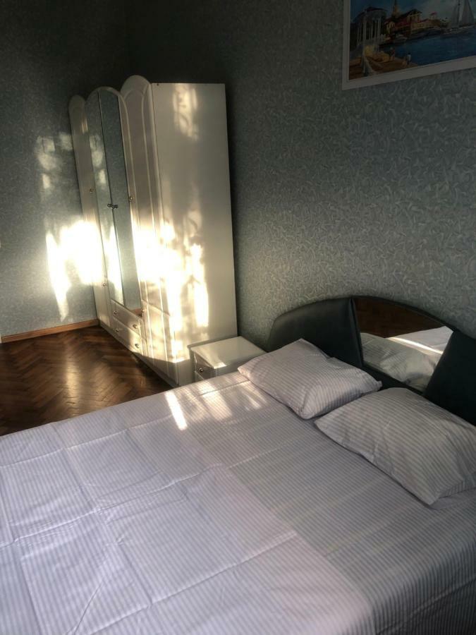 Grace Apartments Odessa Ngoại thất bức ảnh